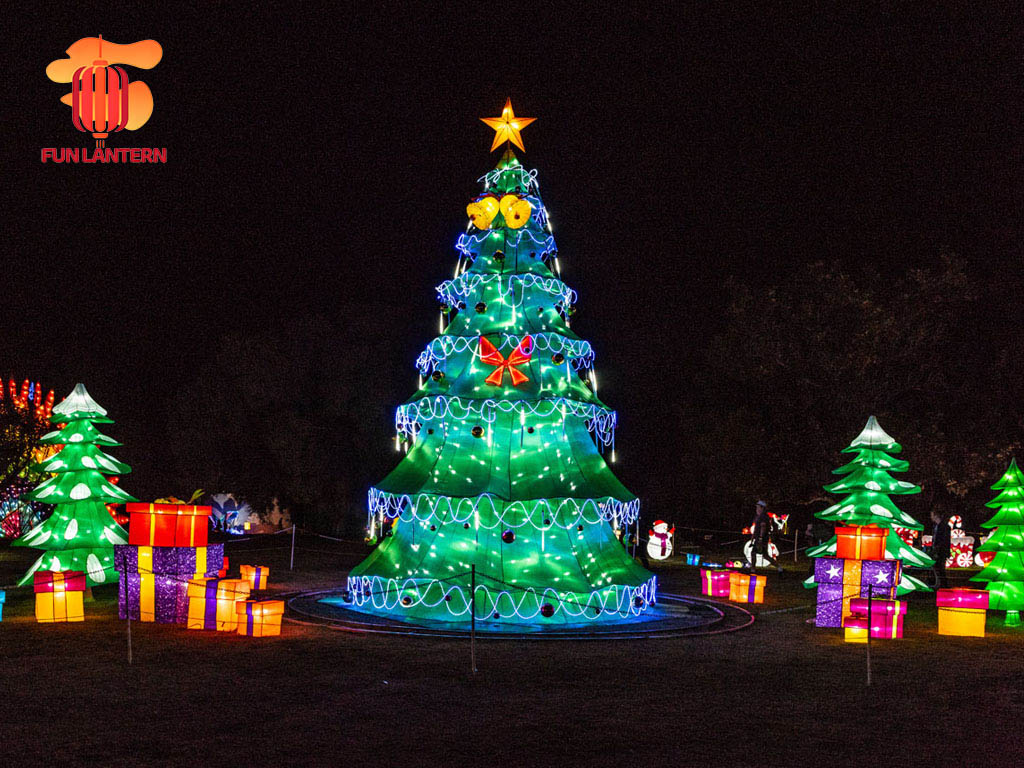 Colorful Christmas Tree Lanterns for Christmas Holiday